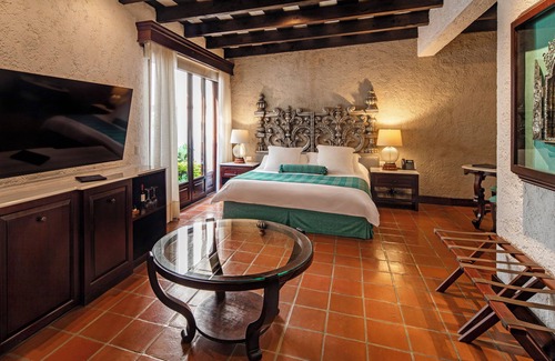Antigua Guatemala Hotel | Las Cruces Boutique Hotel
