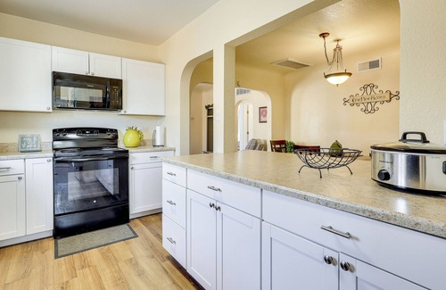 Las Cruces Cottage | Las Cruces Home w/Fenced Yard: Recently Remodeled