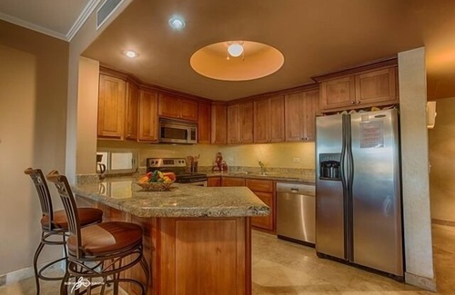 Zona Hotelera Condo | Las Mananitas-Awesome Luxury Beachside Condo in Cabo!
