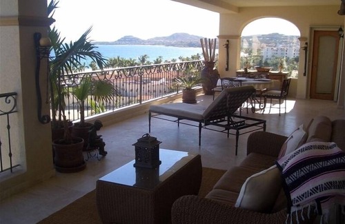 Zona Hotelera Condo | Las Mananitas, Fifth Floor, 3 Bedroom Villa, Oceanfront, HUGE Balcony.