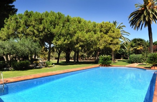 Santa Oliva Villa | Las Masias de Cristina - Huge garden, 2 private pools & 9 km to the beach