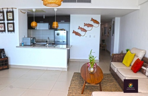 Caribbean Islands House | Las Olas by Experience