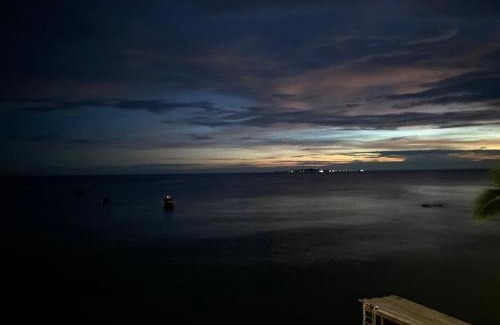 Little Corn Island Bed & Breakfast | Las Palmeras OceanView Hotel and Dive Center