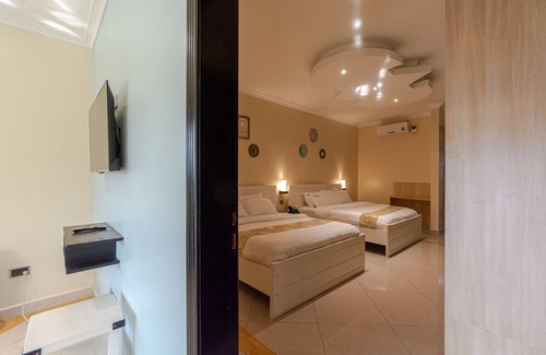 Kireka Hotel | Las Vegas Garden Hotel