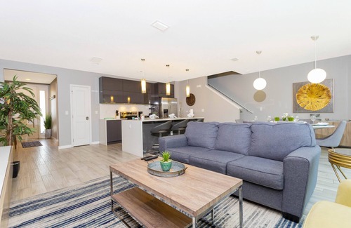 Kissimmee House | Last Minute Disney Getaway! Townhouse with Private Pool. Book Now! #60501