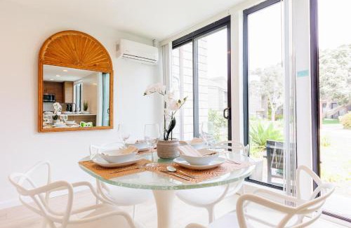 Solana Beach House | Last Minute Special - Steps to Beach Access + Pool
