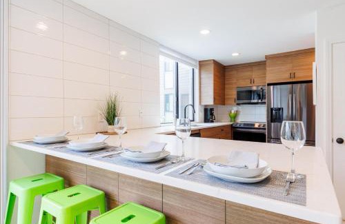 Solana Beach House | Last Minute Special - Steps to Beach Access + Pool