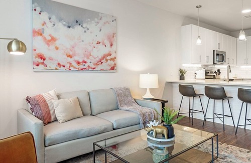 Wetmore Apartment | LaTierna 1BD 3 - One Bedroom Apartment, Sleeps 2