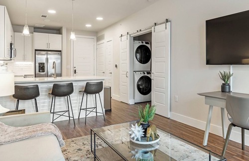 Wetmore Apartment | LaTierna 1BD 5 - One Bedroom Apartment, Sleeps 2