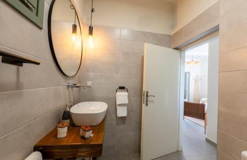 Alika Apartment | Latoma Mediterranean House