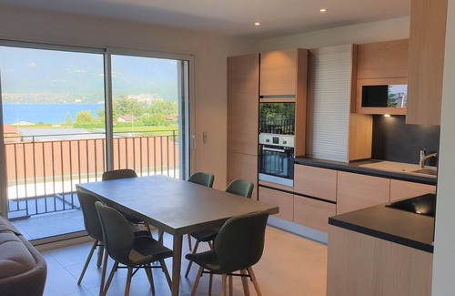 Sevrier Apartment | Laudon Mountain View