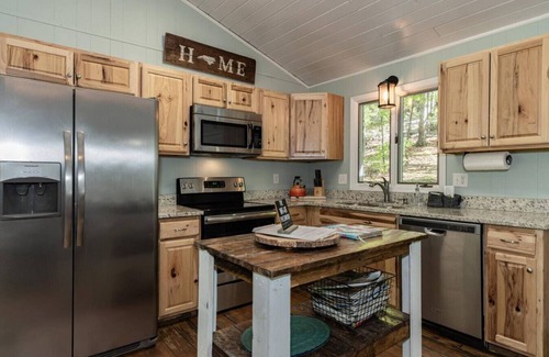 Deep Gap Cabin | Laurel Creek Cottage - Powder Horn Mountain,VIEW a
