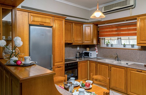 Halepa Apartment | Laurel Heights Apartment in Chalepa - Chania city