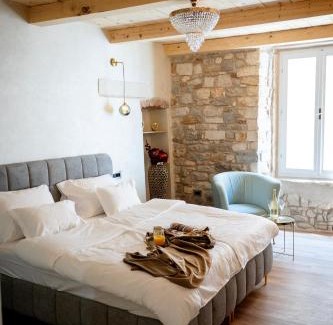 Vranjic Bed & Breakfast | Laurentius Heritage Luxury Suite Diocletian Palace