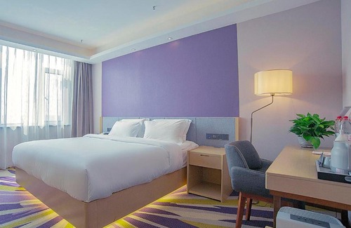 Handan Hotel | Lavande Hotel Handan Congtai Park New Century Plaza