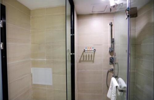 Jinfeng Developing Area Hotel | Lavande Hotel Yinchuan Wanda International Convention and Exhibition Center