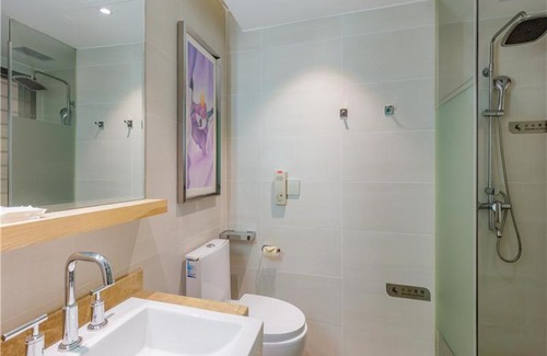 Zhuhai Gongbei Hotel | Lavande Hotel Zhuhai Gongbei Port Square