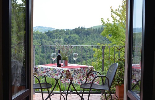 Diano d'Alba Apartment | LAVENDER apartment, in the sun in the green hills