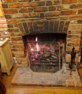 Runnymede House | Lavender Cottage