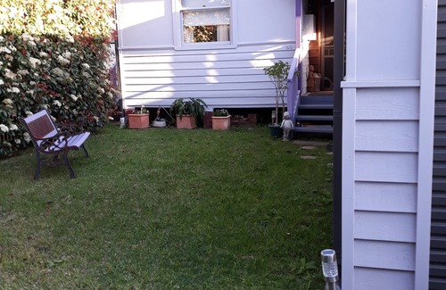 Jamberoo Cottage | Lavender Cottage - Quaint cottage