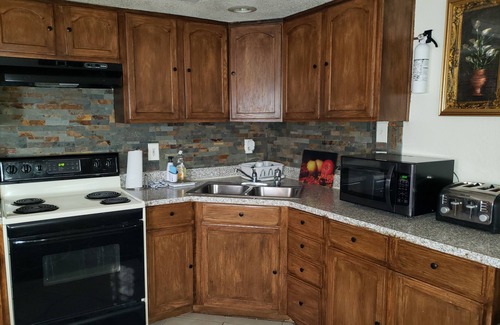 Summerlin Apartment | Lavender Lane - Cozy apartment in quiet Summerlin neighborhood