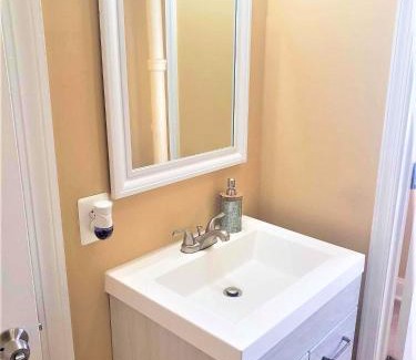 Takoma Bed & Breakfast | Lavish Room in Washington DC