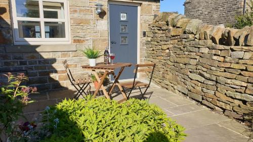 Hepworth House | Law Common Cottage