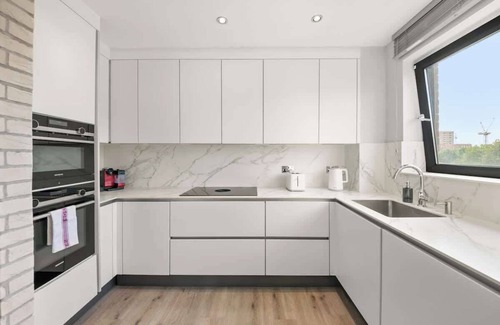 South Acton Apartment | Lawrence Court, Acton