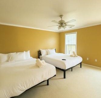 Adamstown Apartment | Lawrence RIdge