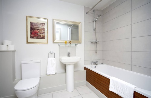 Cottingham Hotel | Lazaat Hotel