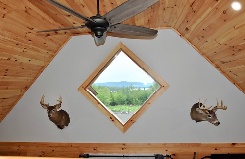 Pittsburg Cabin | Lazy Bear