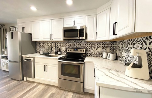 Kingswood Estates Condo | Lazy Bear YELLOW 5min From Kings Beach & Northstar Pool Spa Game Room