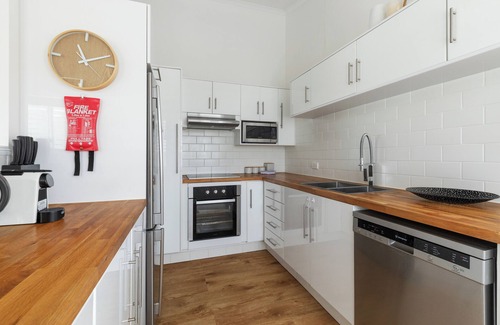 Noosaville Apartment | Lazy Days by Stay Noosa