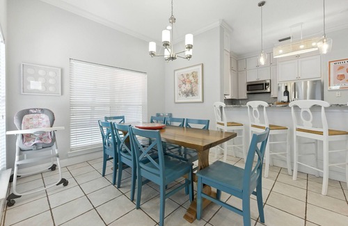 Crystal Shores House | Lazy Magnolia | by Salt Water Vacations