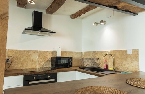 Loches Apartment | Le 7 Bis, 250m from Loches town center and 30 minutes from Beauval ZOO