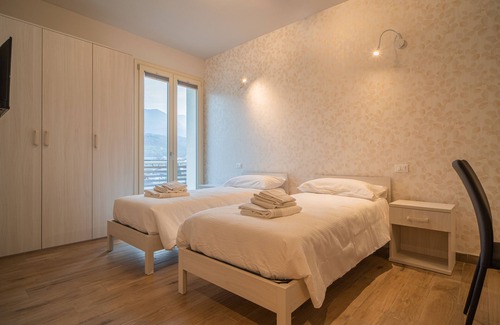 Cividate Camuno House | Le Alpi bed&living