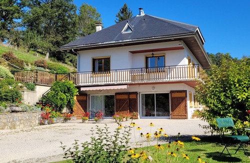 Saint-Laurent-du-Pont House | "Le Balcon de Villette": 3★-rated gîte with panoramic view (2ch, 4 pers)