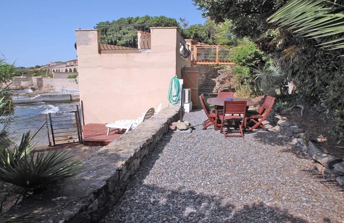 La Nartelle House | Le Bateau - 4 people - Feet in the water - Beach - Air conditioning - WiFi - Sainte Maxime