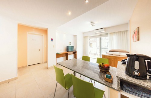 Palermo Condo | Le Batiment Apartments