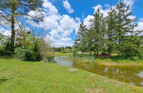 Saint-Romain-sur-Cher House | Le Bonheur est dans le Pré.