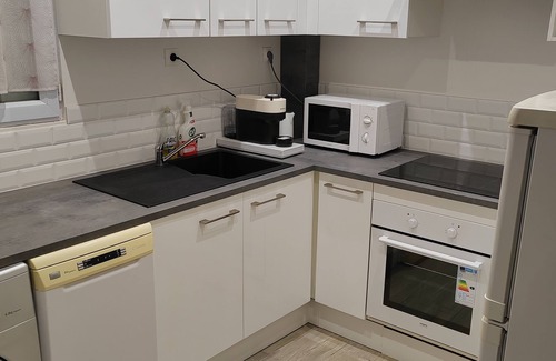 Bobigny Apartment | Le bonheur pantinois Elegant, quiet and spacious apartment