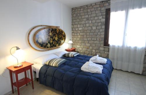 Sermoneta Apartment | Le Camere Pinte