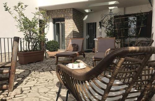 Sermoneta Apartment | Le Camere Pinte