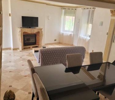 Chateaubriant Apartment | Le Castel - Dormir Comme à La Maison -