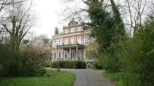 Lillers Bed & Breakfast | Le Château de Philiomel