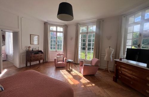 Bertreville-Saint-Ouen House | Le château de Bertreville Saint Ouen entre mer et campagne