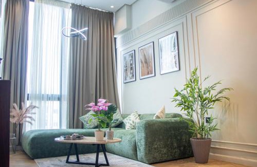 RACINE EXTENSION Apartment | Le claridge Emerauld with gym and rooftop corniche by Viva Stay