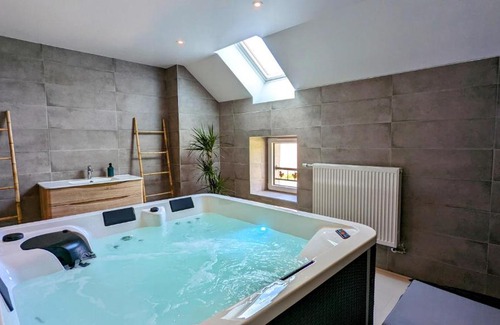 Sainte-Marie-la-Blanche Bed & Breakfast | Le Clos des écureuils - chambres d'hôtes