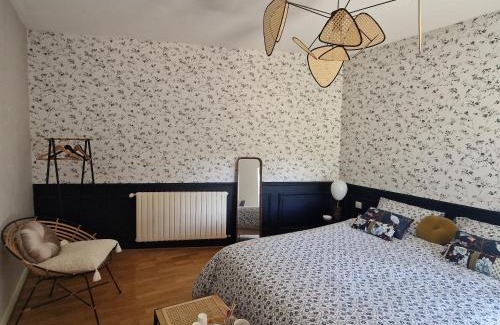 Scorbe-Clairvaux House | Le Clos des Champis