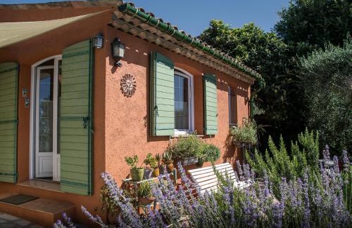 Le Rouret Bed & Breakfast | Le Clos des Oliviers 188 chemin du Hameau des Bourges 06650 Le Rouret